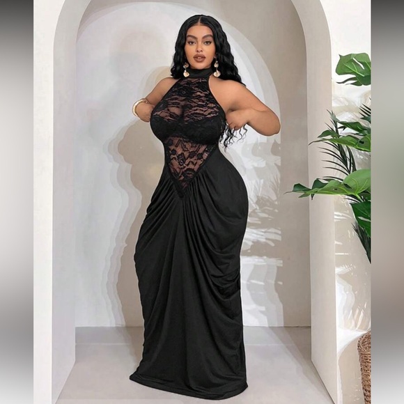 Black Backless Lace Halter Gown - Picture 4 of 8